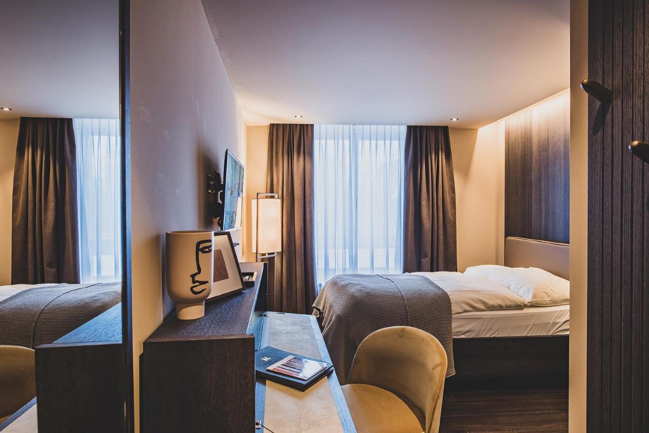 Standard Single Room,1305851521:JPEG